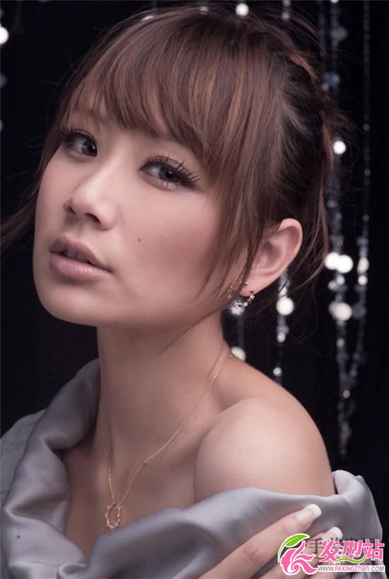 珠寶秀 萌女也優(yōu)雅 珠寶秀 萌女也優(yōu)雅