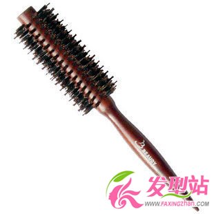 如何挑選適合發(fā)質(zhì)的梳子