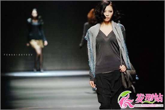 透過(guò)深圳時(shí)尚T臺(tái)模特看今秋發(fā)型服飾搭配 透過(guò)深圳時(shí)尚T臺(tái)模特看今秋發(fā)型服飾搭配