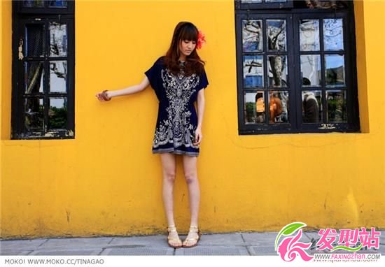 歐洲風(fēng)情花樣服飾與發(fā)型搭配 歐洲風(fēng)情花樣服飾與發(fā)型搭配