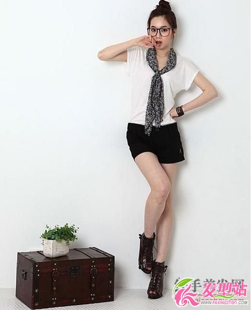 迷人裝扮給你無盡自信 多變發(fā)型顯出非一般的感覺 迷人裝扮給你無盡自信 多變發(fā)型顯出非一般的感覺