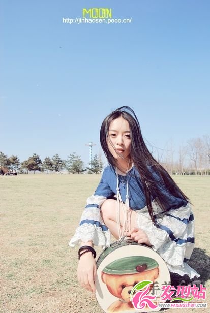 尖臉配直發(fā)卷發(fā)盤(pán)發(fā)對(duì)比 看看哪種好 尖臉配直發(fā)卷發(fā)盤(pán)發(fā)對(duì)比 看看哪種好