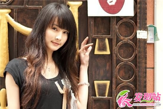 蓬松長發(fā)發(fā)型可愛女孩兒圖片欣賞 蓬松長發(fā)發(fā)型可愛女孩兒圖片欣賞