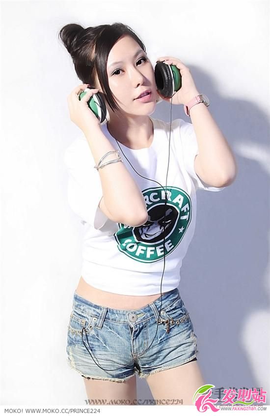 游戲美女 盤(pán)發(fā)可愛(ài)女PK直發(fā)熟女 游戲美女 盤(pán)發(fā)可愛(ài)女PK直發(fā)熟女