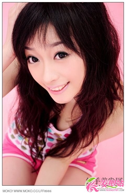 小菲原創(chuàng)長(zhǎng)發(fā)多式造型 小菲原創(chuàng)長(zhǎng)發(fā)多式造型
