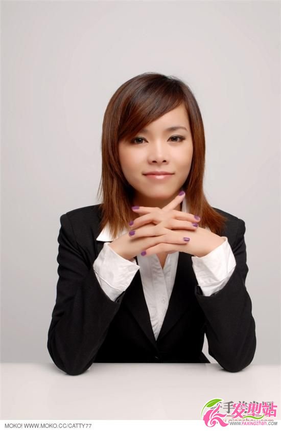 女性辦公套裝與正裝發(fā)型欣賞 女性辦公套裝與正裝發(fā)型欣賞