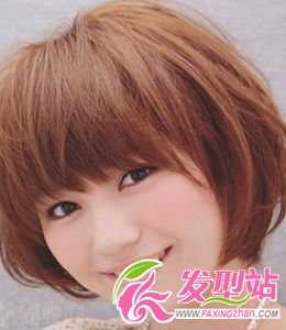 時(shí)尚短發(fā)設(shè)計(jì)一見傾心 時(shí)尚短發(fā)設(shè)計(jì)一見傾心