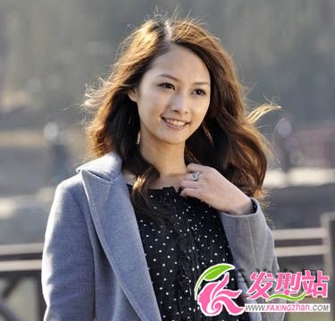 薛小落 職業(yè)裝束 薛小落 職業(yè)裝束