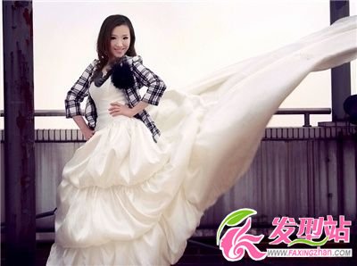 個(gè)性diy斜劉海腦后束發(fā) 看你學(xué)不學(xué)得會(huì) 個(gè)性diy斜劉海腦后束發(fā) 看你學(xué)不學(xué)得會(huì)