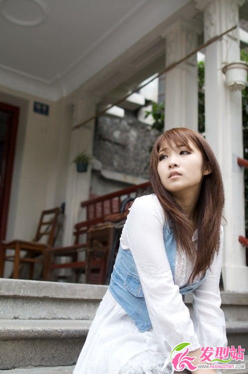 自然之美 長(zhǎng)發(fā)飄逸 自然之美 長(zhǎng)發(fā)飄逸