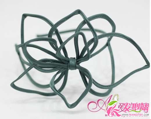 2012最新韓式特色發(fā)箍 懶人巧變發(fā)型