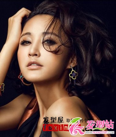 張歆藝性感妖嬈卷發(fā)寫真 美艷動人