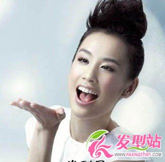 女星黃圣依魅力發(fā)型圖片