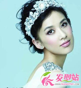 女星黃圣依魅力發(fā)型圖片
