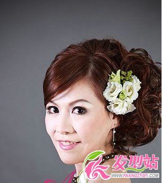 2012十款最時(shí)尚的新娘發(fā)式