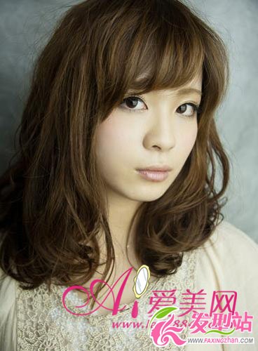 人氣染發(fā)梨花頭Top5 打造清新童顏