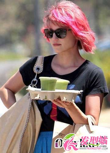 Dianna Agron(戴安娜·艾格倫)