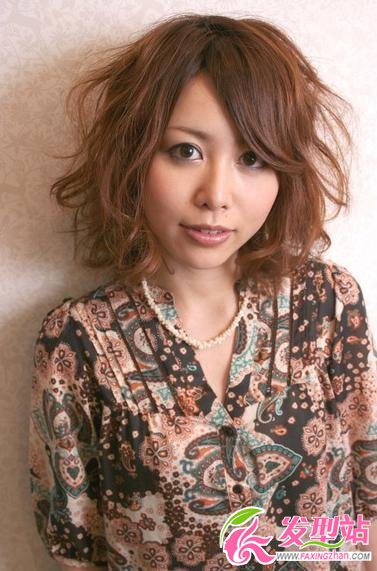 2012慵懶風(fēng)發(fā)型