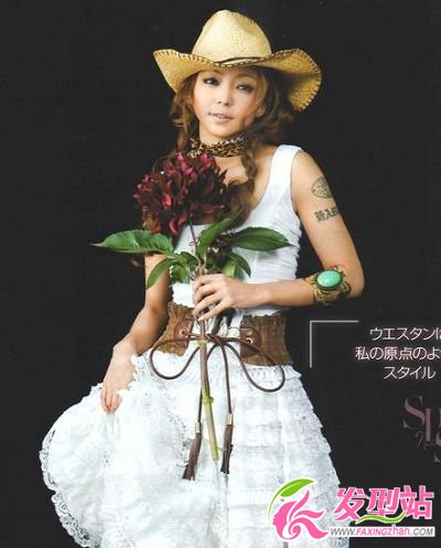 安室奈美惠最新雜志仙女發(fā)型