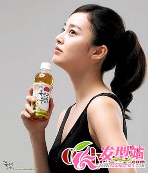 熾艷玫瑰金泰熙春日發(fā)型驚艷