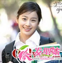 熾艷玫瑰金泰熙春日發(fā)型驚艷