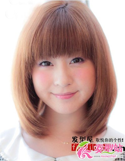 胖臉女生適合的小臉齊肩直發(fā)發(fā)型