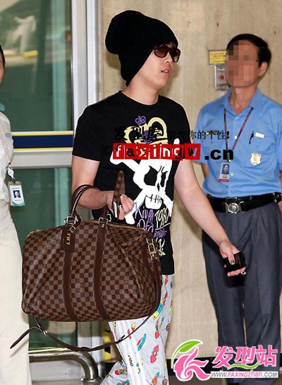 FTIslandɆT2011İl(f)͈DƬ