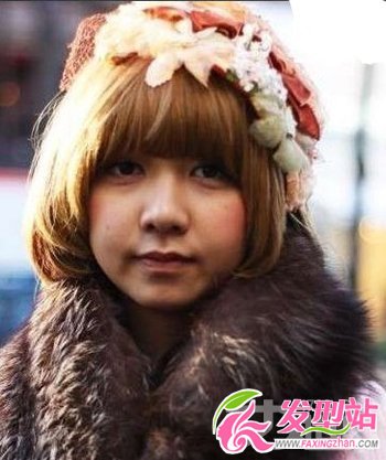日本達(dá)人當(dāng)街示范 日系森女發(fā)型