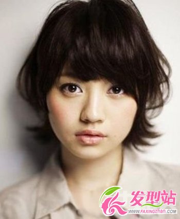 日本達(dá)人當(dāng)街示范 日系森女發(fā)型