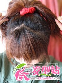 簡(jiǎn)單diy包子頭 甜美可愛(ài)