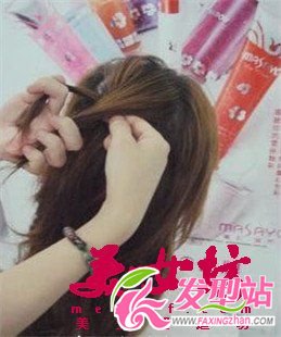 DIY韓式盤(pán)發(fā) 最in蜈蚣辮