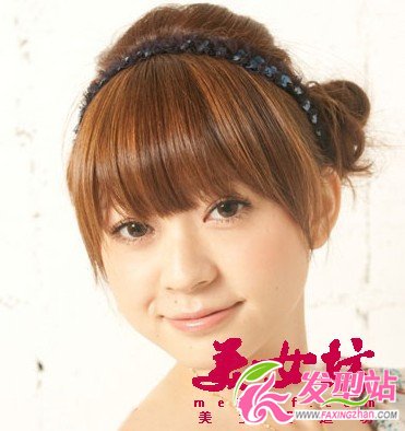 長(zhǎng)發(fā)變盤(pán)發(fā) 打造韓式氣質(zhì)造型