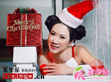 芙蓉姐姐圣誕寫真曝光 賣萌雙發(fā)髻顯精靈可愛