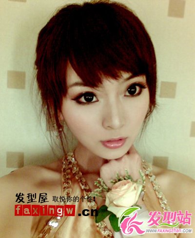 showgirl楊文歡圖片鵝蛋臉女生適合發(fā)型學(xué)習(xí)她