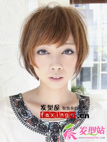 鵝蛋臉短發(fā)發(fā)型