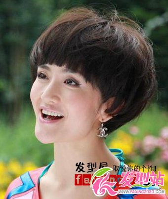 盤(pán)點(diǎn)女明星最?lèi)?ài)的中性風(fēng)短發(fā)發(fā)型圖片