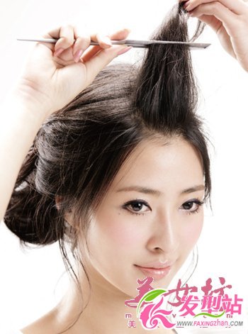 長卷發(fā)diy盤發(fā) 拯救凌亂發(fā)梢