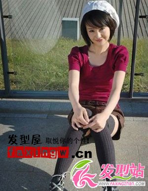 90后人氣小美女鄭爽短發(fā)發(fā)型