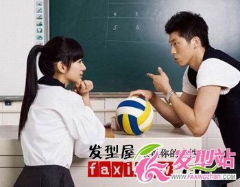 女星黃奕馬尾發(fā)型圖片 清純似學(xué)生