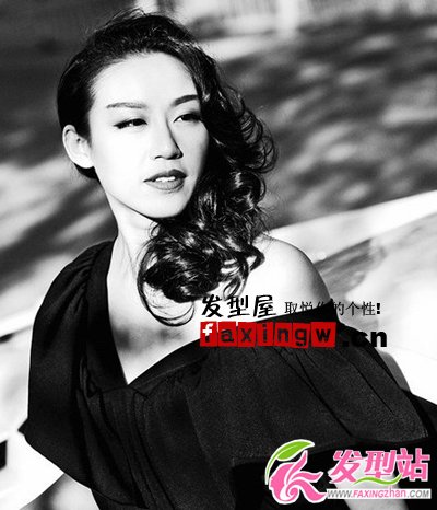 梁藝馨華麗寫(xiě)真 魅惑長(zhǎng)卷發(fā)上演熟女性感