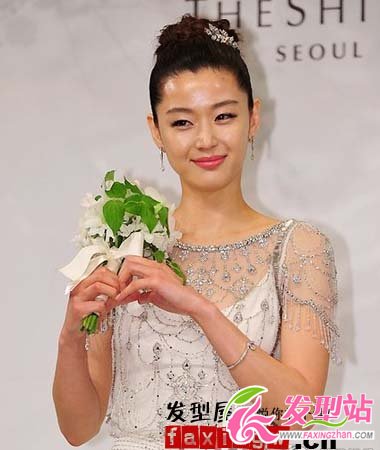 野蠻女友全智賢結(jié)婚當天發(fā)型照曝光