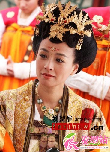 《唐宮美人天下》劇中美人古裝發(fā)型圖片欣賞