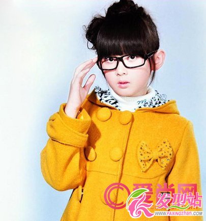 小女孩發(fā)型綁扎方法簡(jiǎn)介 為你送上最時(shí)尚的兒童發(fā)型