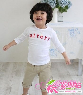 超帥氣男童發(fā)型 清新有范人見(jiàn)人愛(ài)