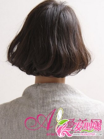 美發(fā)編輯推薦 五款易打理齊耳短發(fā)