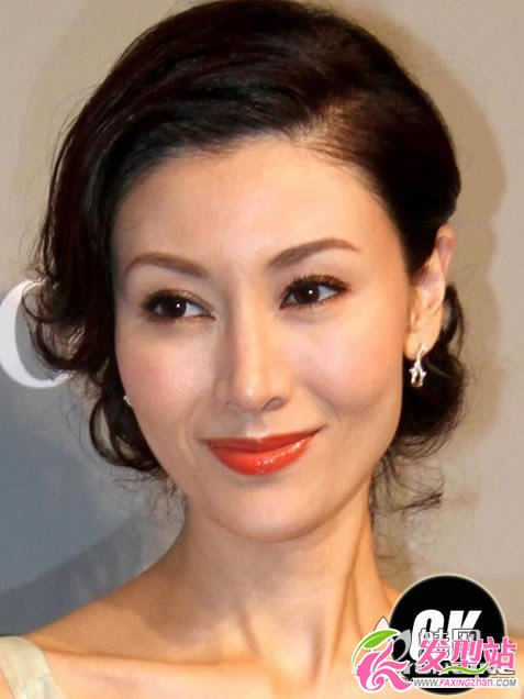 李嘉欣——優(yōu)雅貴氣十足
