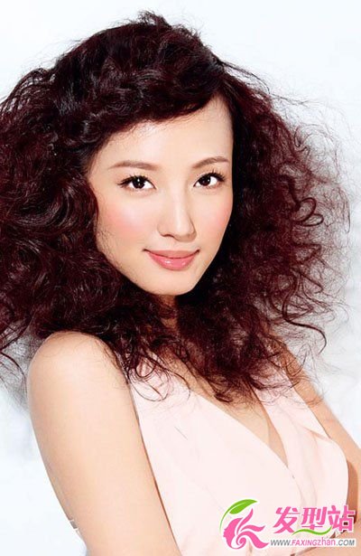 扮嫩無畏懼 女星發(fā)型演繹青春校園風(fēng)