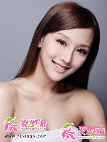 簡(jiǎn)約直發(fā)發(fā)型回歸清純本質(zhì)