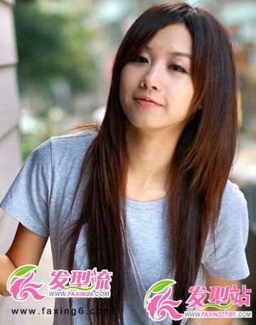 簡約直發(fā)發(fā)型回歸清純本質(zhì)