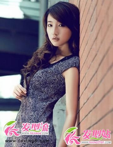 隨性女生卷發(fā)打造溫婉小女人